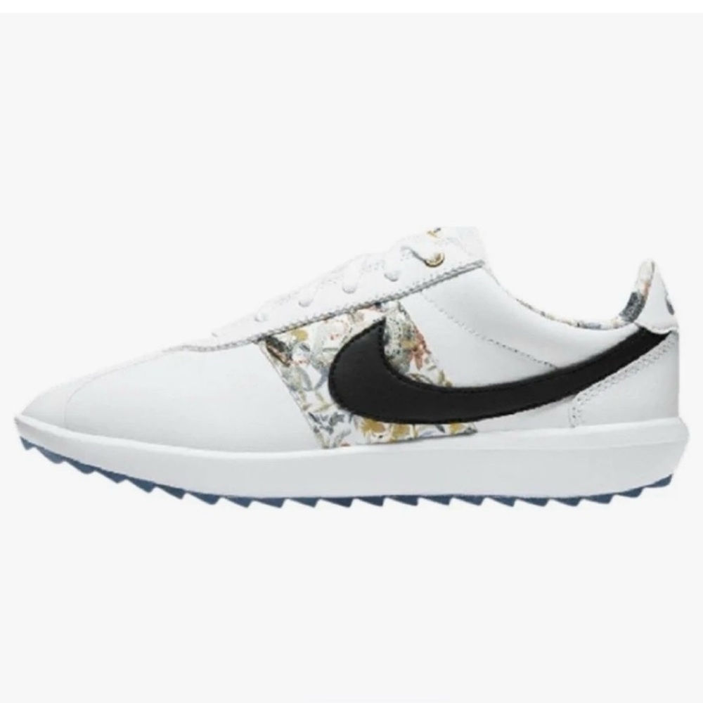 Nike golf sneakers women 8. NWT